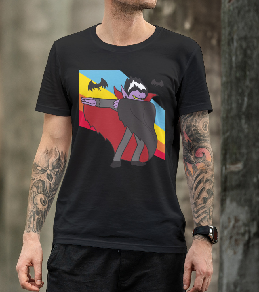 Retro Vintage Dabbing Vampire Halloween Monster With Bat T-Shirt