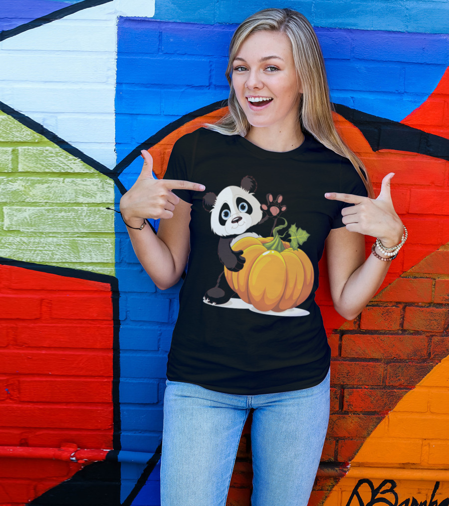 Panda And Pumpkin Halloween Cute Keeper T-Shirt