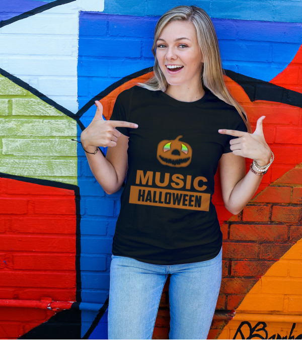 Music Halloween Pumpkin With Headphones T-Shirt