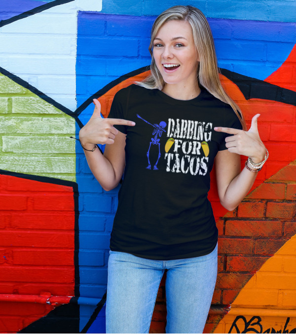 Blue Skeleton Dabbing For Tacos Halloween T-Shirt
