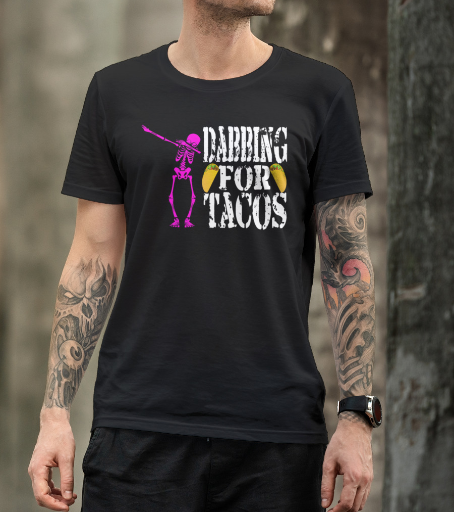 Dabbing For Tacos Pink Skeleton Halloween T-Shirt