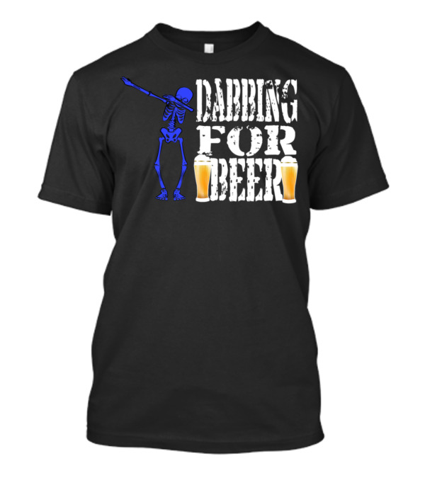 Funny Halloween Blue Skeleton Dabbing For Beer With Beer Glasses T-Shirt