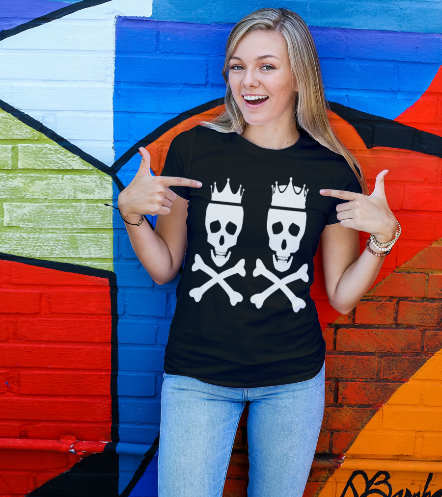 King And Queen Skulls With Crowns And Crossbones T-Shirt