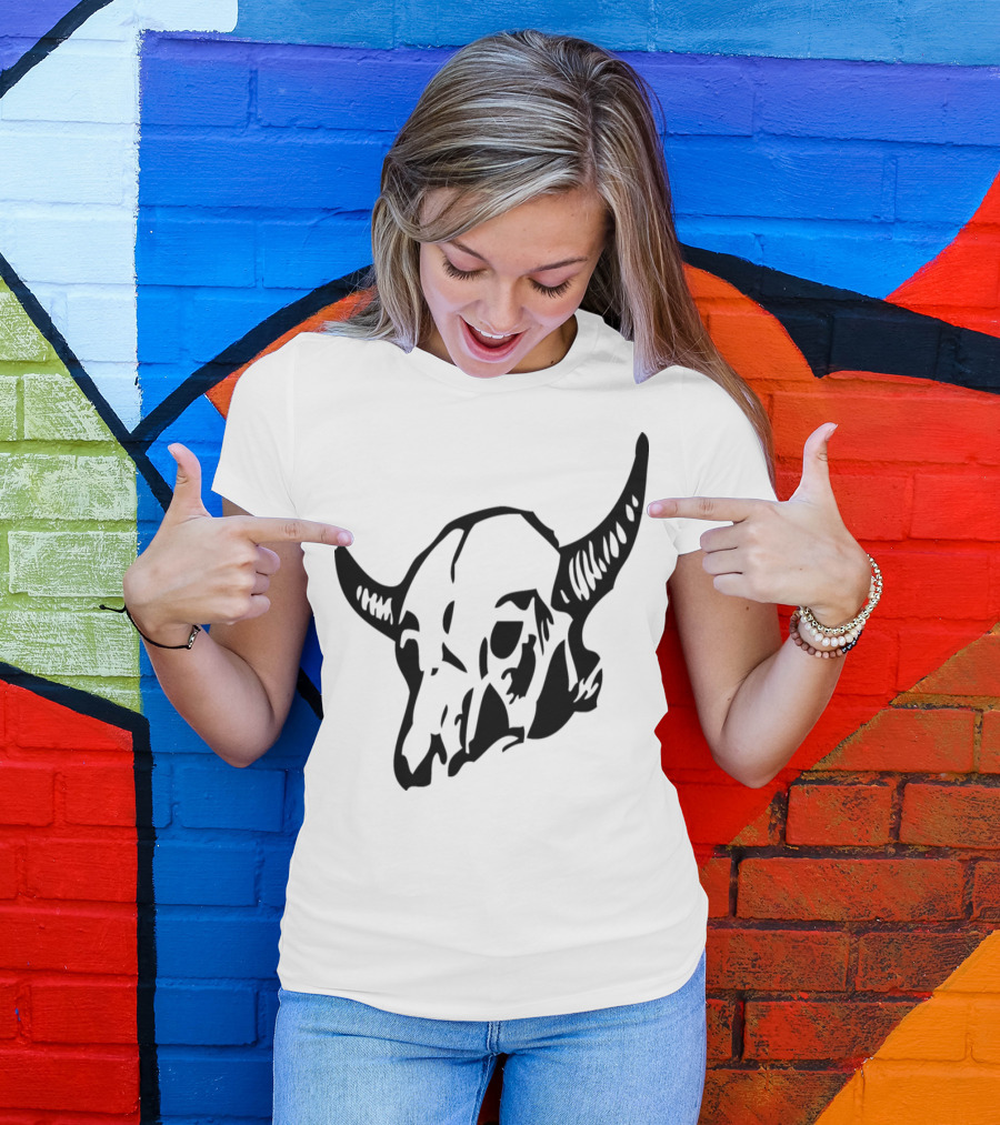 Cow Skull Black Horns T-Shirt