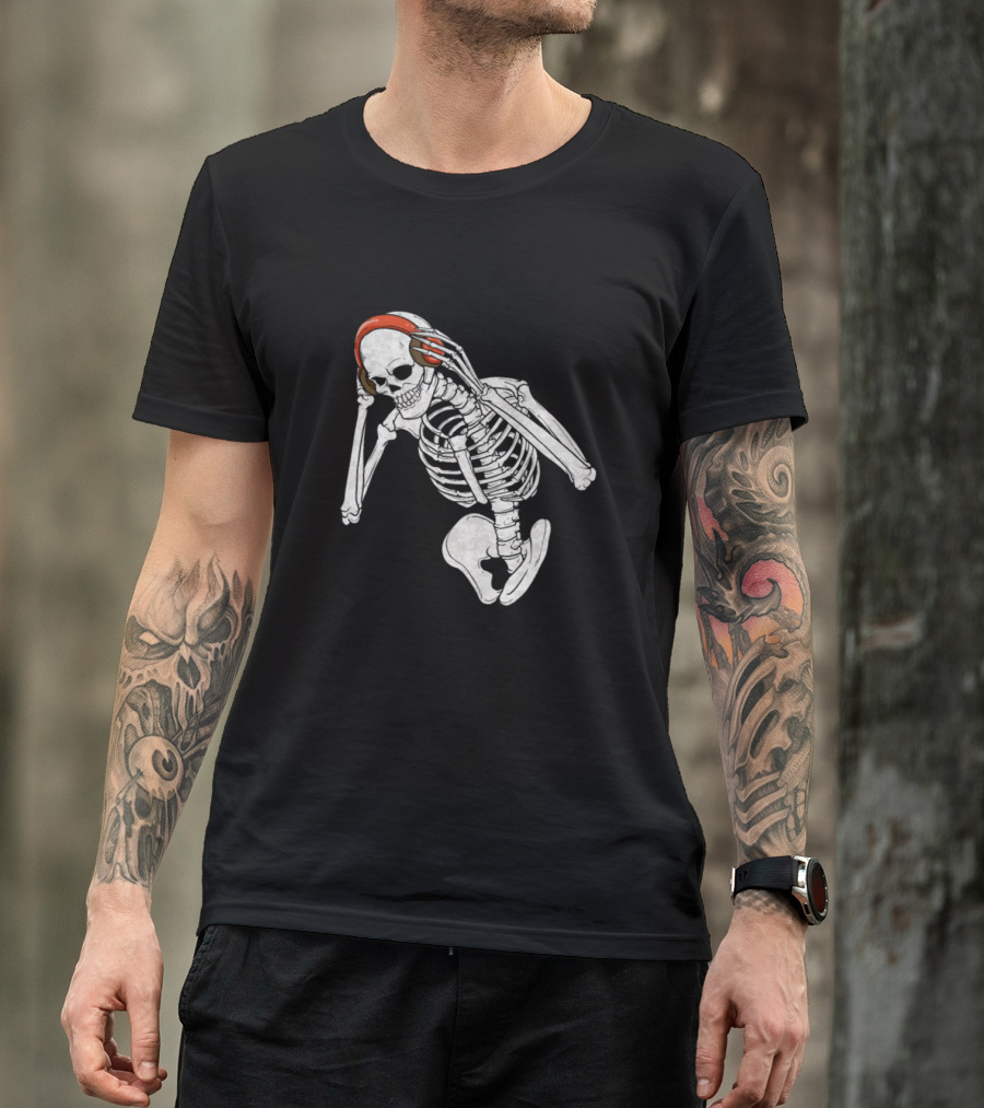 Metal Music Skull With Headphones For Cinco De Mayo T-Shirt