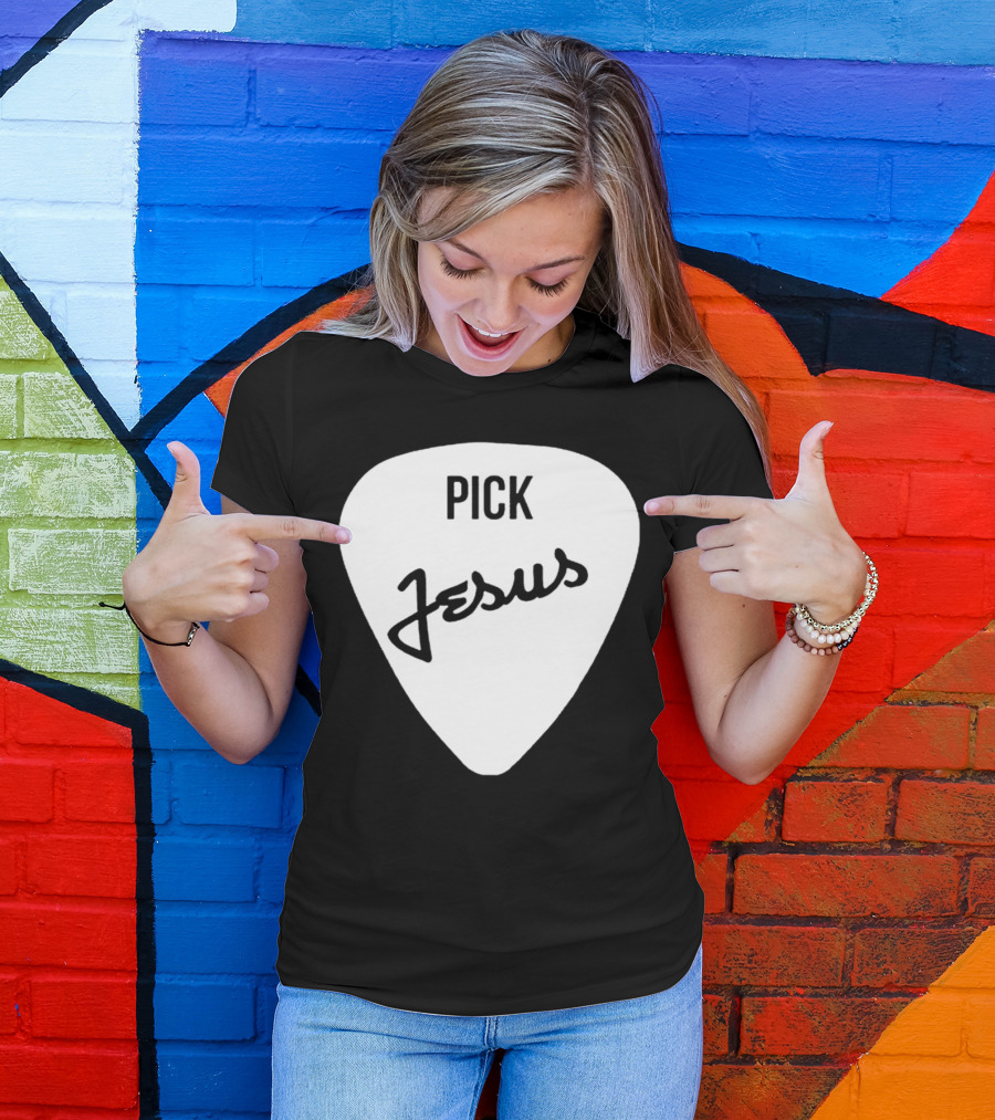 Pick Jesus Inside Guitar Pick Romans T-Shirt