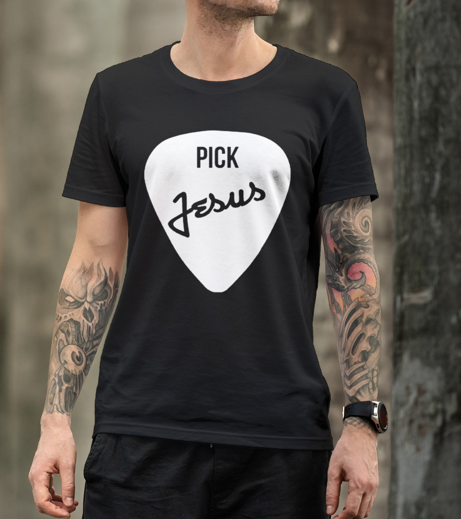Pick Jesus Inside Guitar Pick Romans T-Shirt