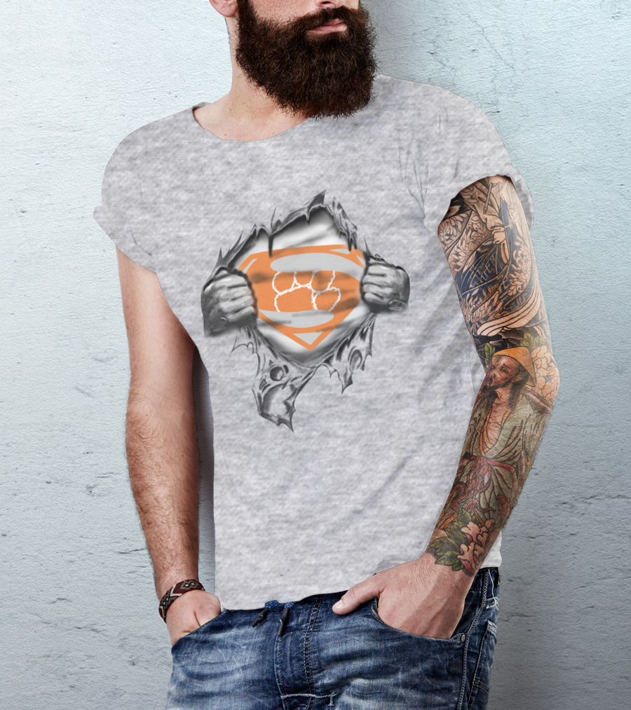 Superman Orange Paw Symbol Torn Chest T-Shirt