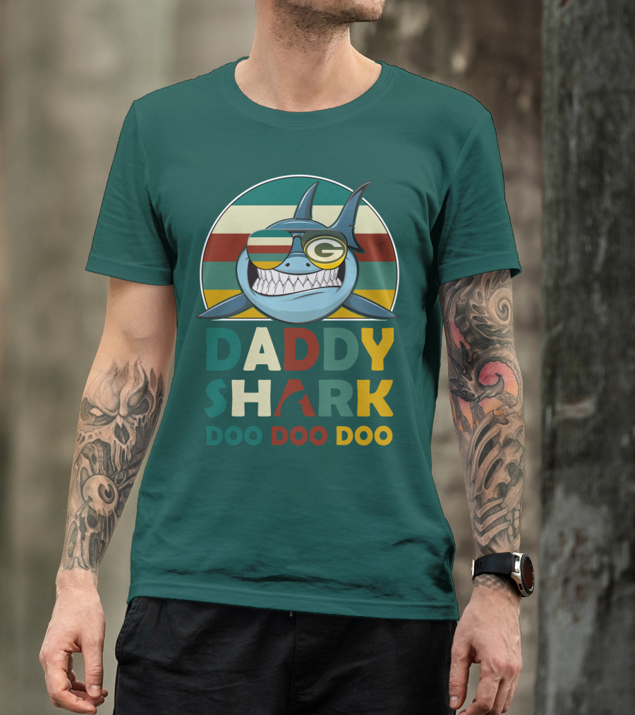 Daddy Shark Green Bay Packers Doo Doo Doo T-Shirt