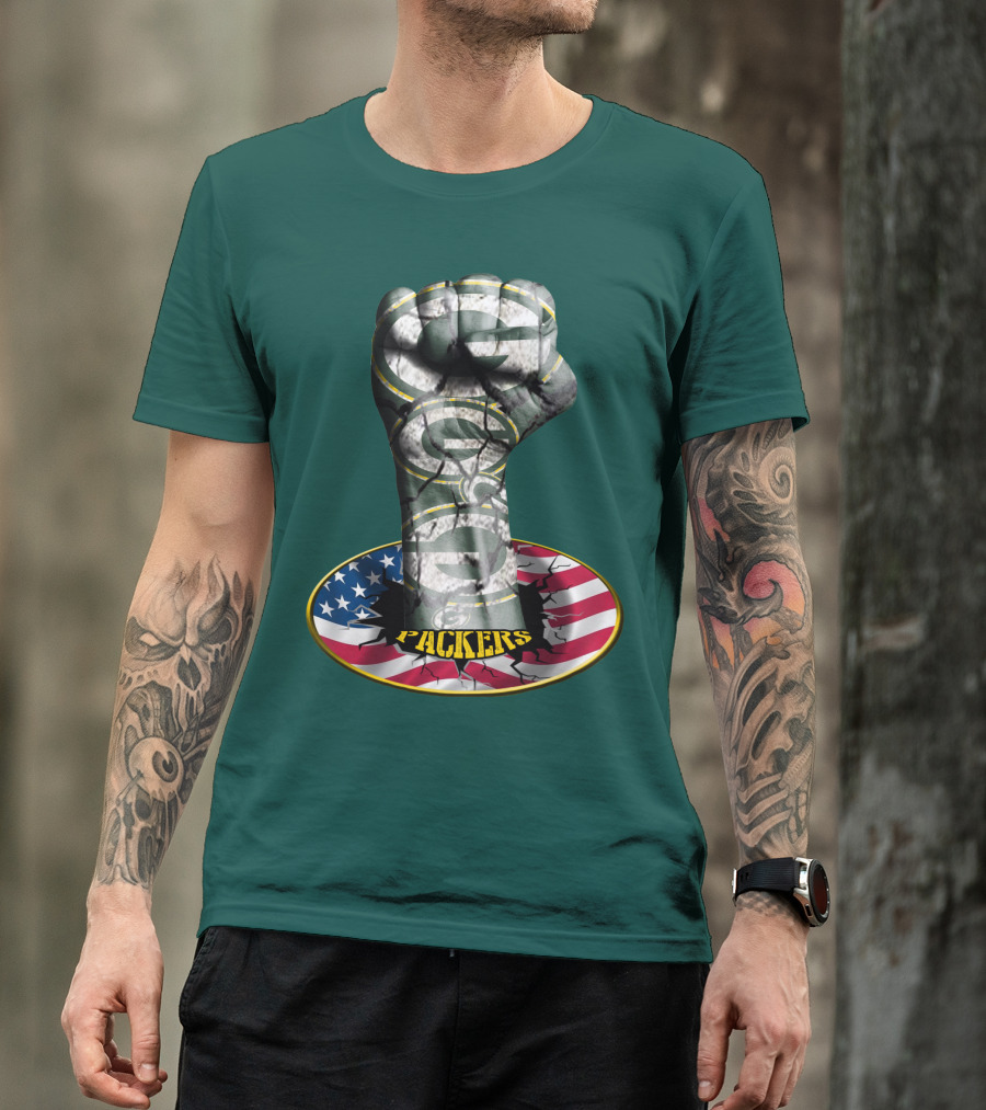 Fist With Green Bay Packers Logo On Cracked American Flag T-Shirt