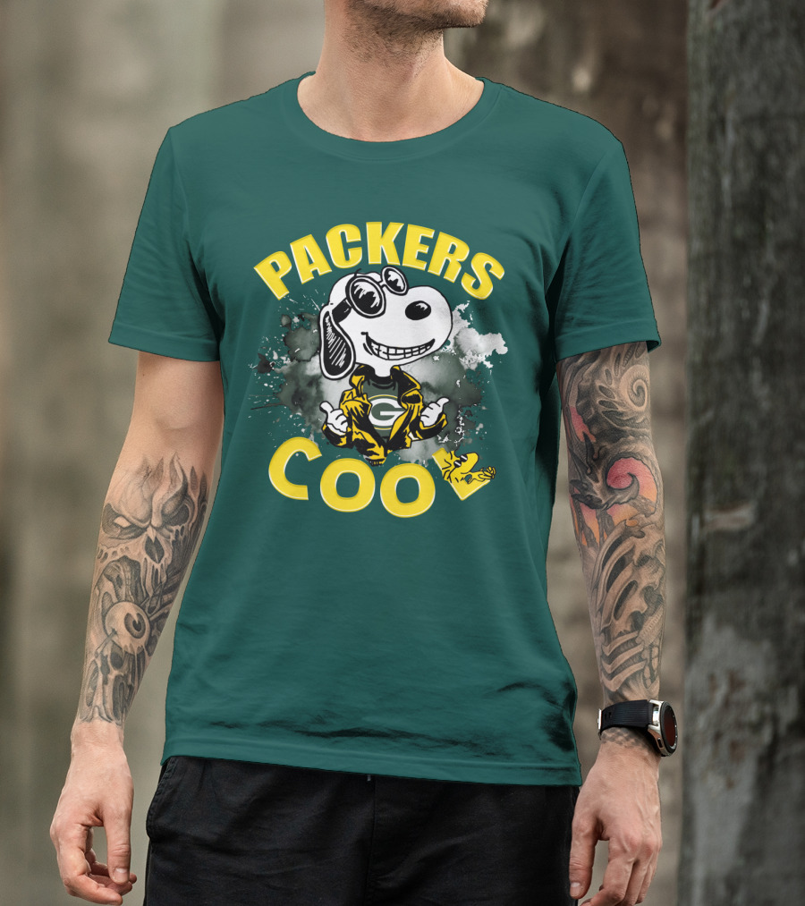 Packers Cool Snoopy Green Bay Packers Football T-Shirt