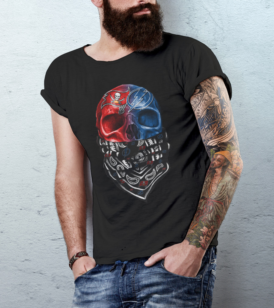 Buccaneers And Lightning Skull Bandana T-Shirt