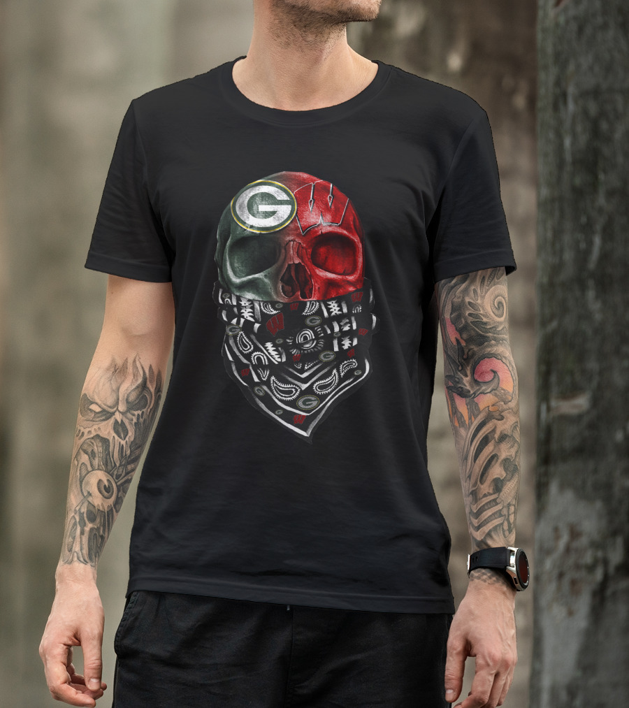 Green Bay Packers Wisconsin Badgers Skull Bandana T-Shirt