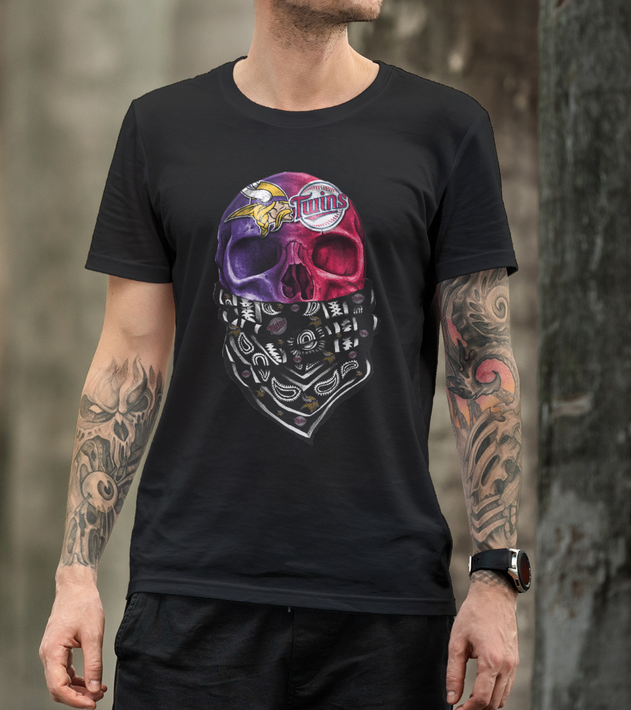 Vikings Twins Skull Bandana Sku 135 T-Shirt