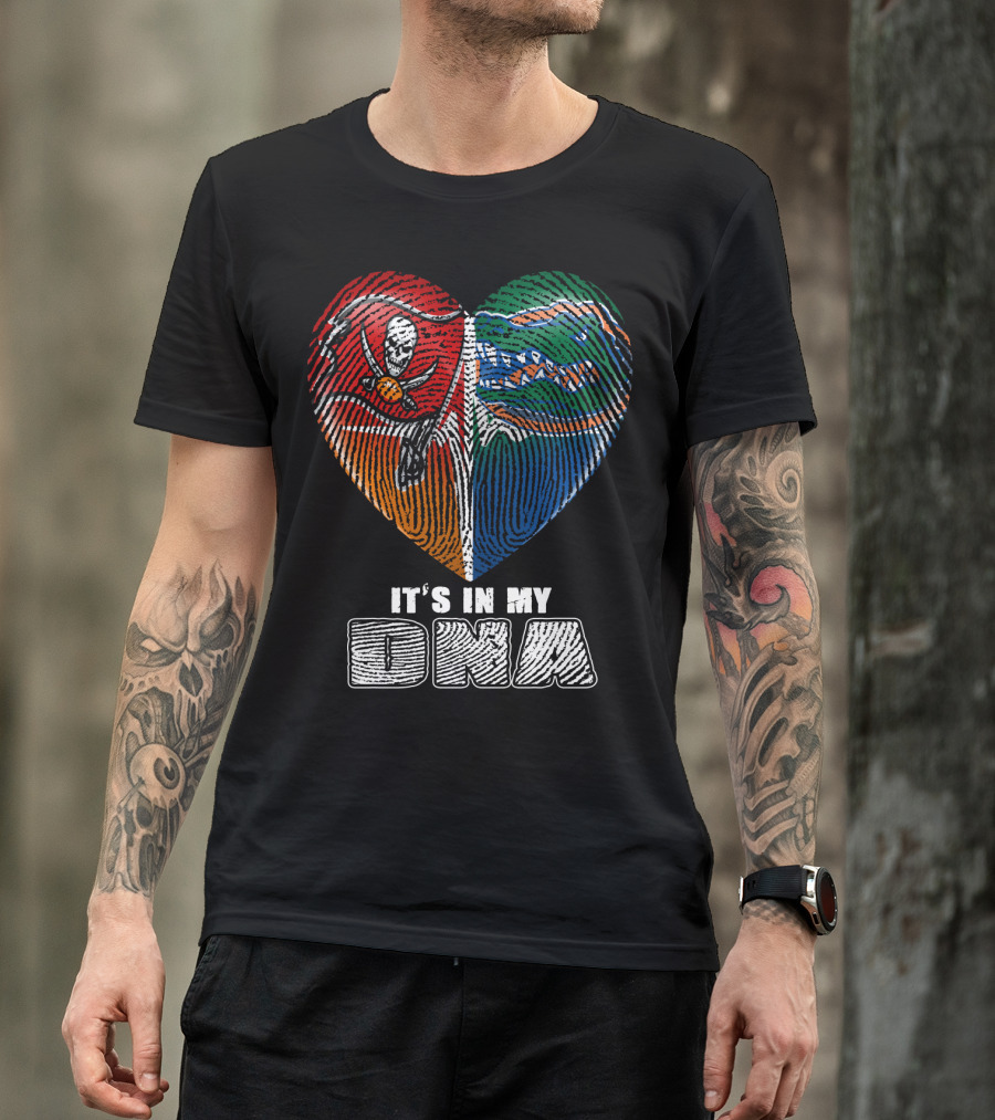 It's In My Dna Buccaneers Gators Heart Fingerprint T-Shirt