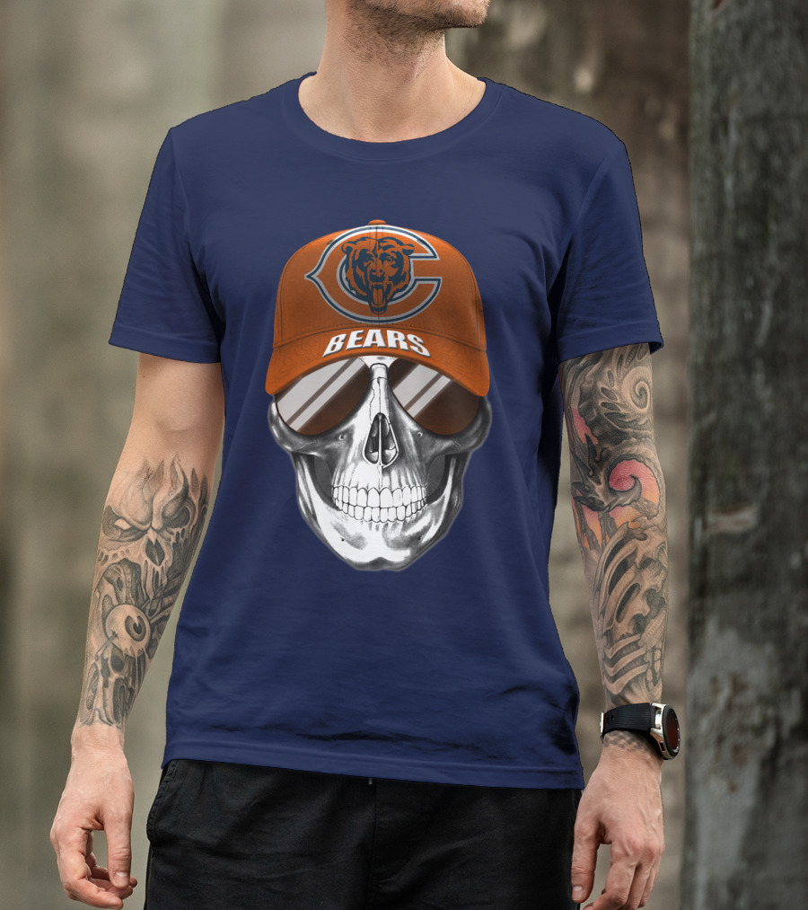 Chicago Bears Skull Cap With Logo And Sunglasses T-Shirt