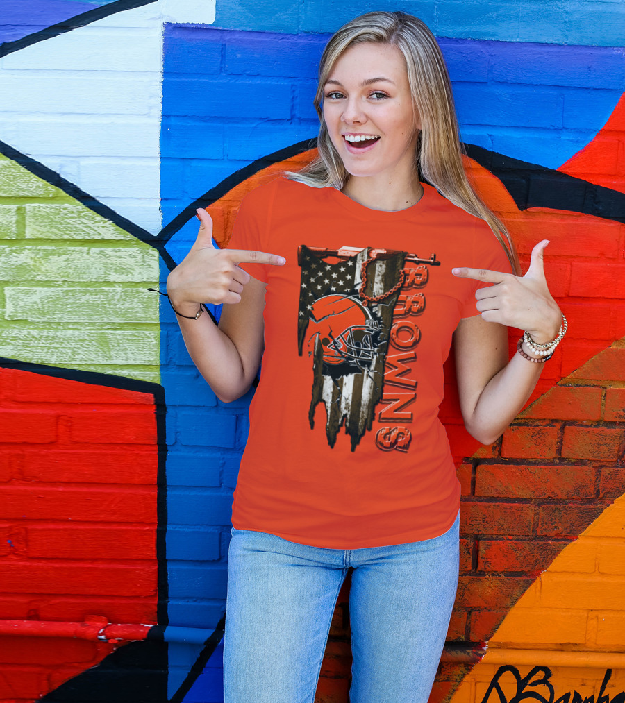Cleveland Browns American Flag Football Helmet Browns T-Shirt