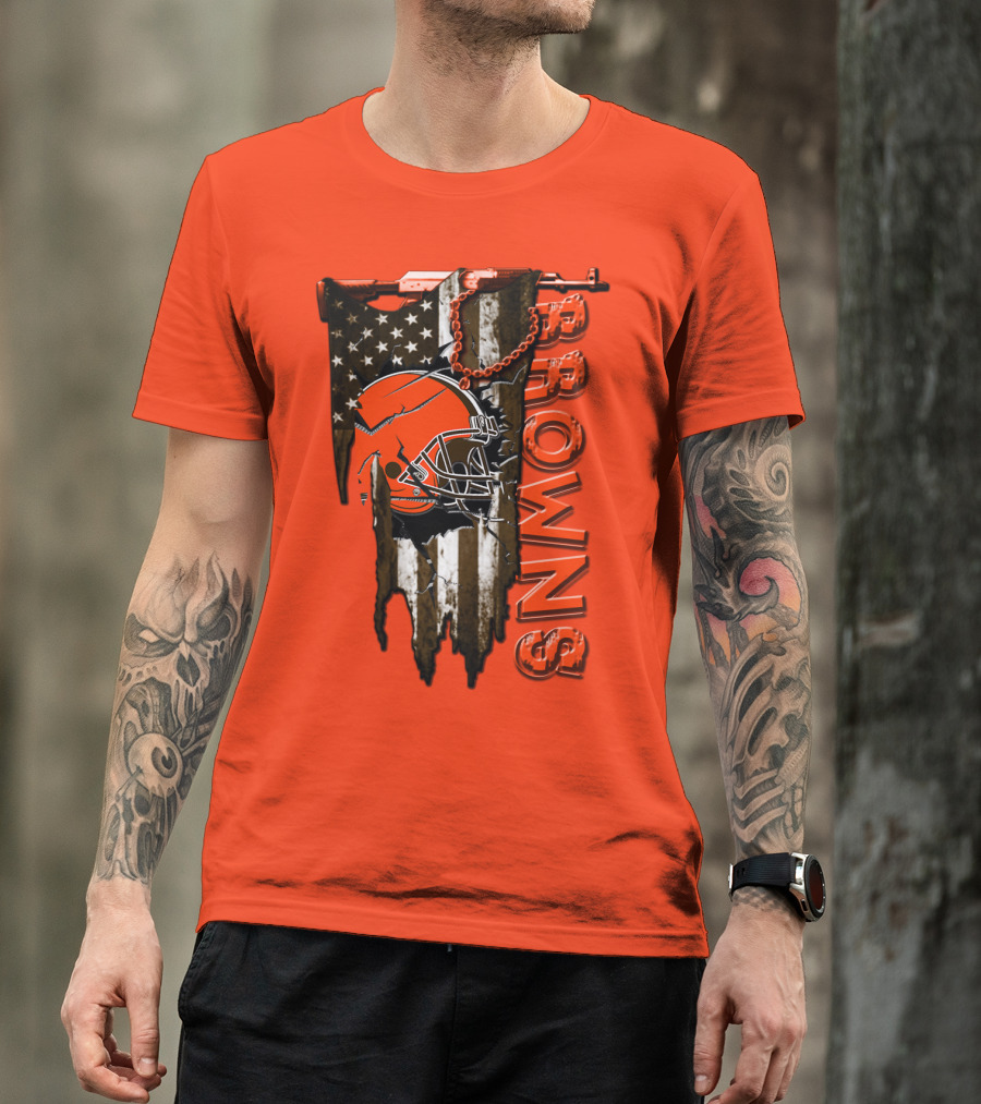 Cleveland Browns American Flag Football Helmet Browns T-Shirt