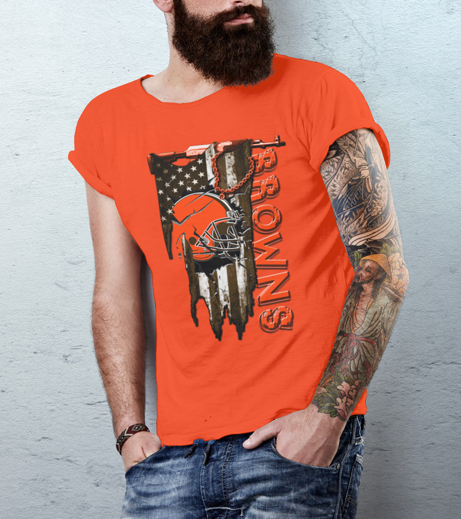 Cleveland Browns American Flag Football Helmet Browns T-Shirt