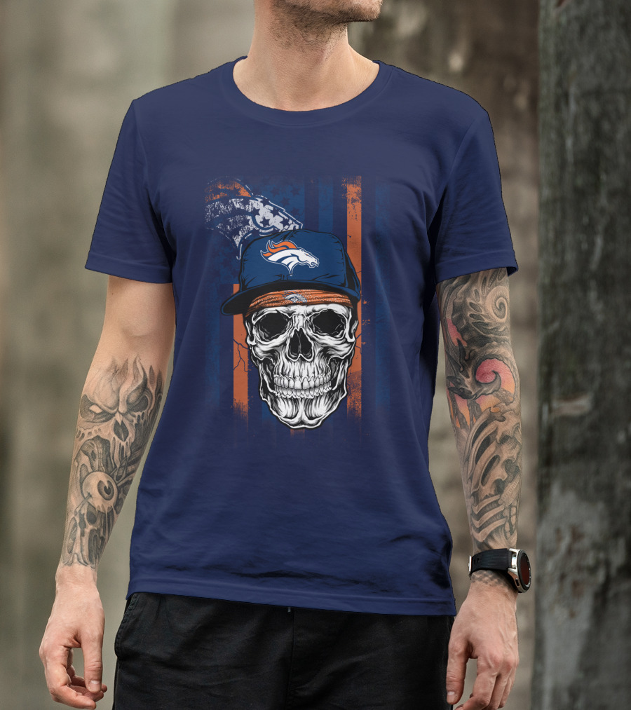Denver Broncos Skull With Cap And Logo На Тёмно-Синем Фоне T-Shirt