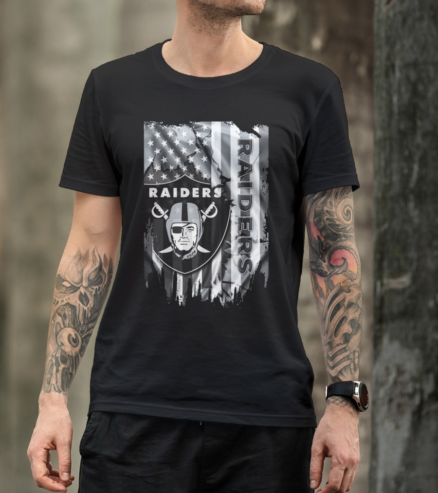 Raiders Nfl Logo With Black And White American Flag T-Shirt