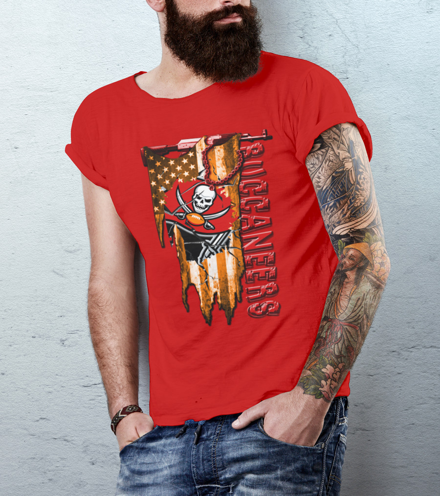 Tampa Bay Buccaneers American Flag Skull T-Shirt