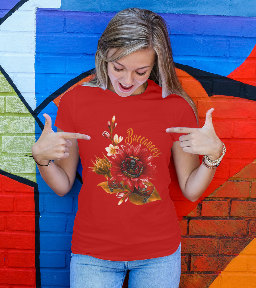 Buccaneers Floral Skull T-Shirt