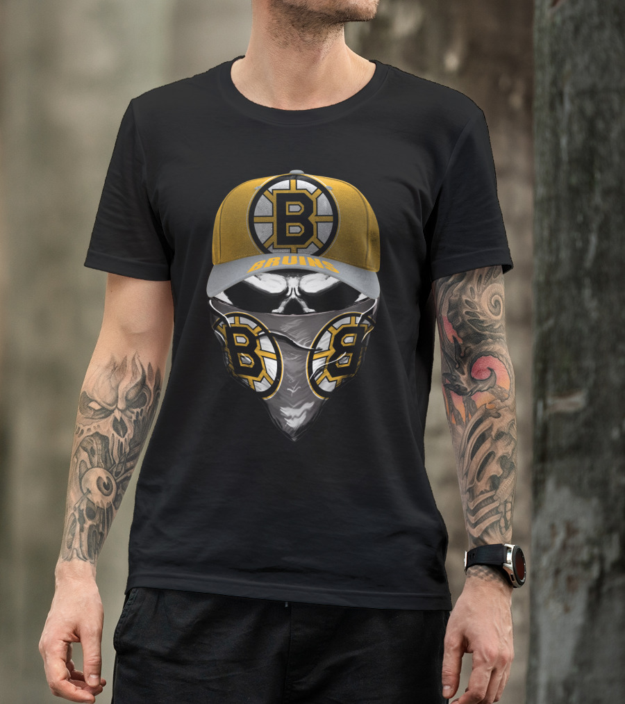 Boston Bruins Hat And Bandana Set With Iconic B T-Shirt