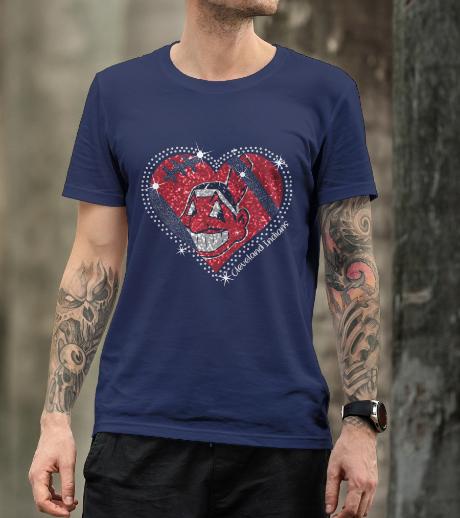Cleveland Indians Heart Design With Effect T-Shirt