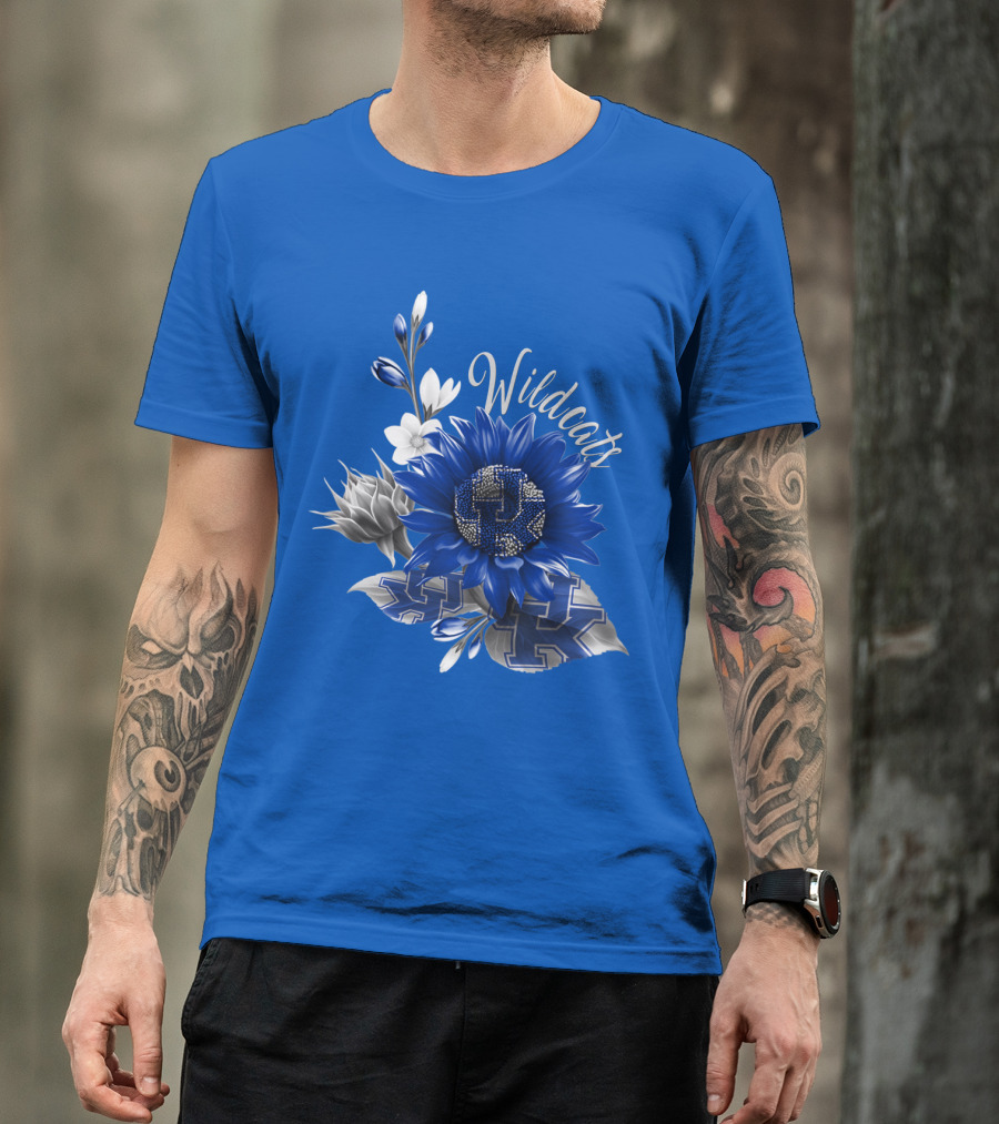 Wildcats Kentucky Blue Flowers K T-Shirt