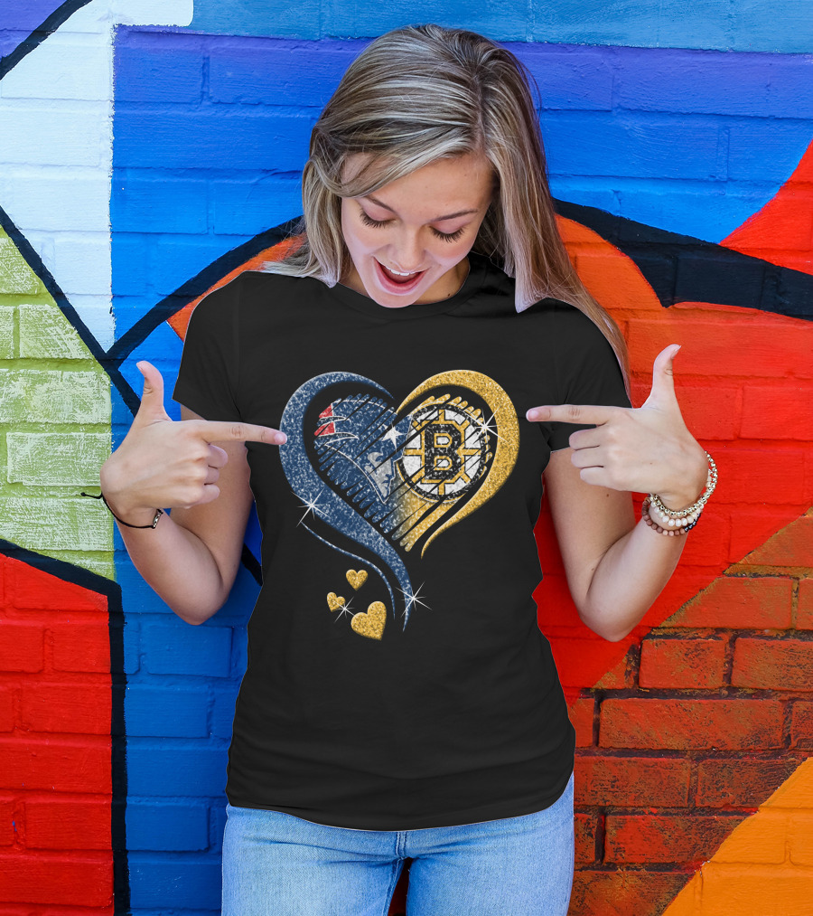 New England Patriots Boston Bruins Heart Design T-Shirt