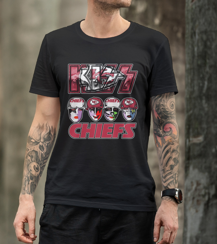 Kiss Chiefs Kansas City Chiefs Logo Face Paint T-Shirt