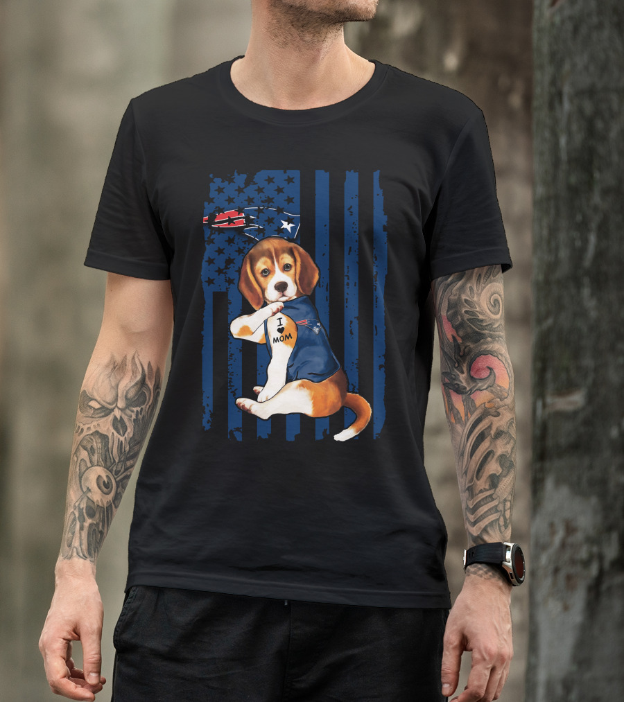Patriotic Beagle Wearing New England Patriots Jersey I Love Mom T-Shirt