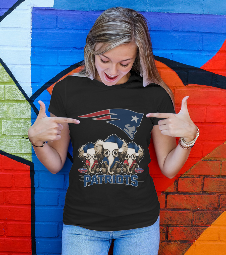 Elephan Xmas New England Patriots Cute Patriots Elephants T-Shirt