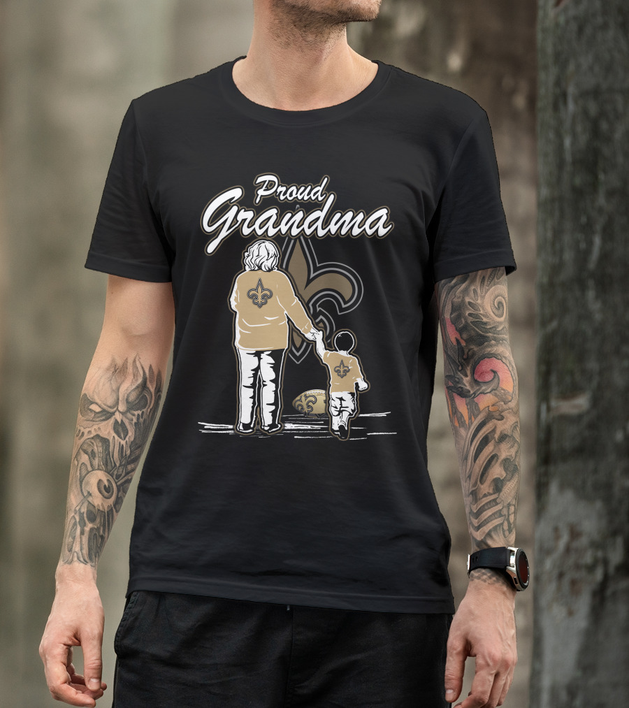 Proud Grandma New Orleans Saints Fleur-de-Lis Family Love T-Shirt