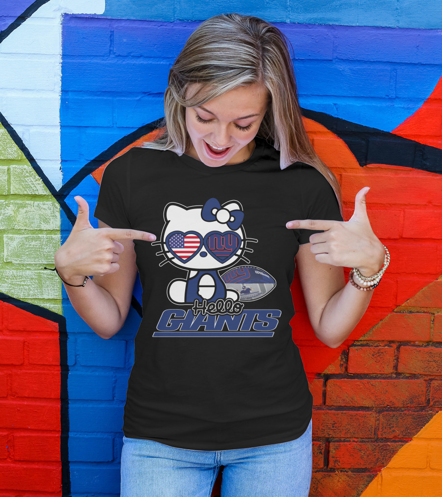 Hello Kitty New York Giants Football USA Flag T-Shirt