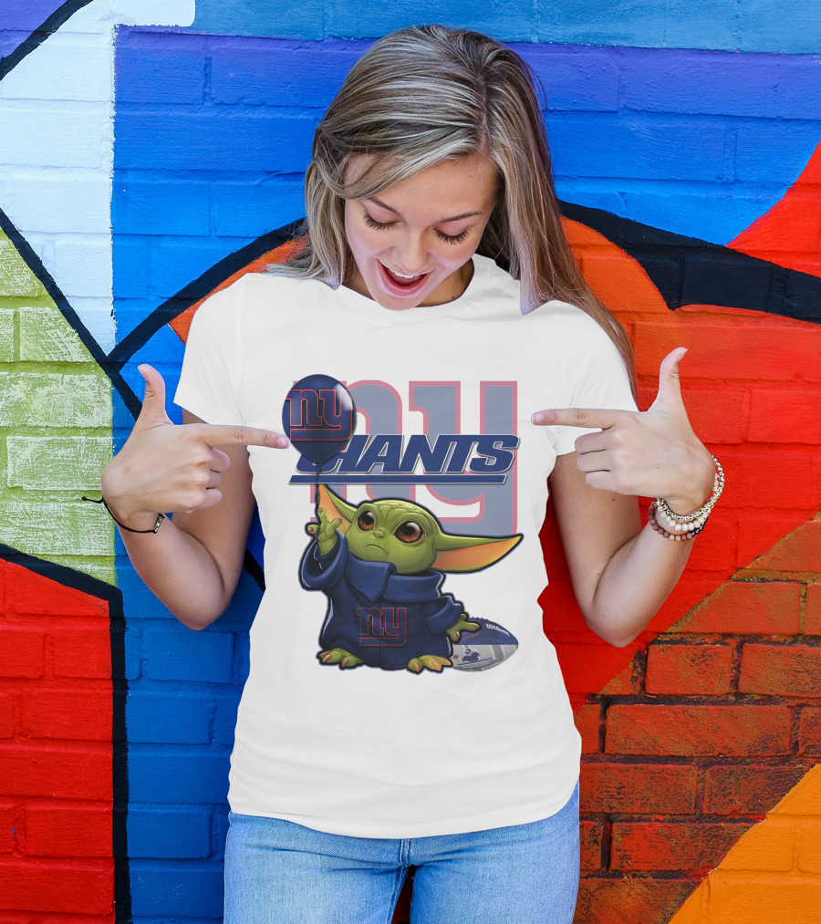 Yoda Giants Football Balloon Power Play T-Shirt