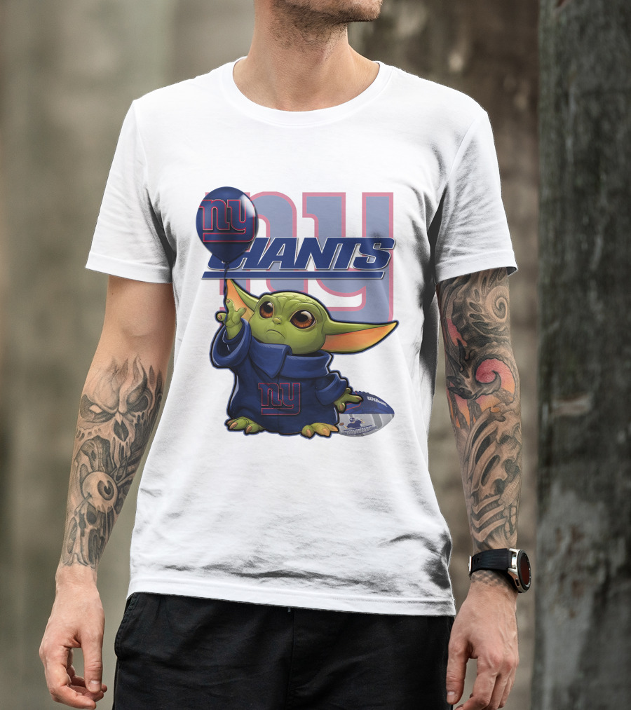 Yoda Giants Football Balloon Power Play T-Shirt