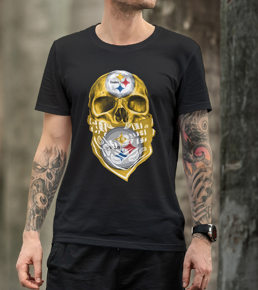 Skull V5 Steelers Bandana Logo Football Fan Gear T-Shirt