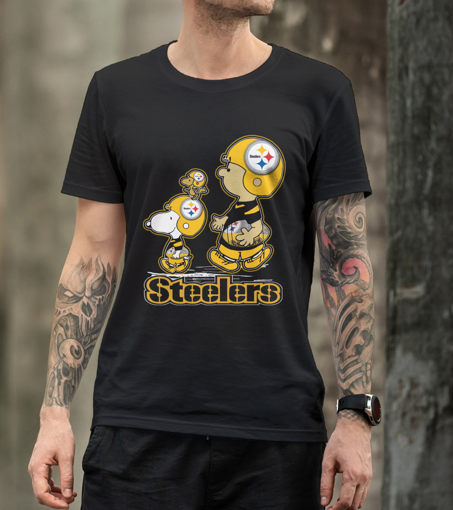 Snpfootball Pittsburgh Steelers Charlie Brown And Snoopy Peanuts Steelers Helmets T-Shirt