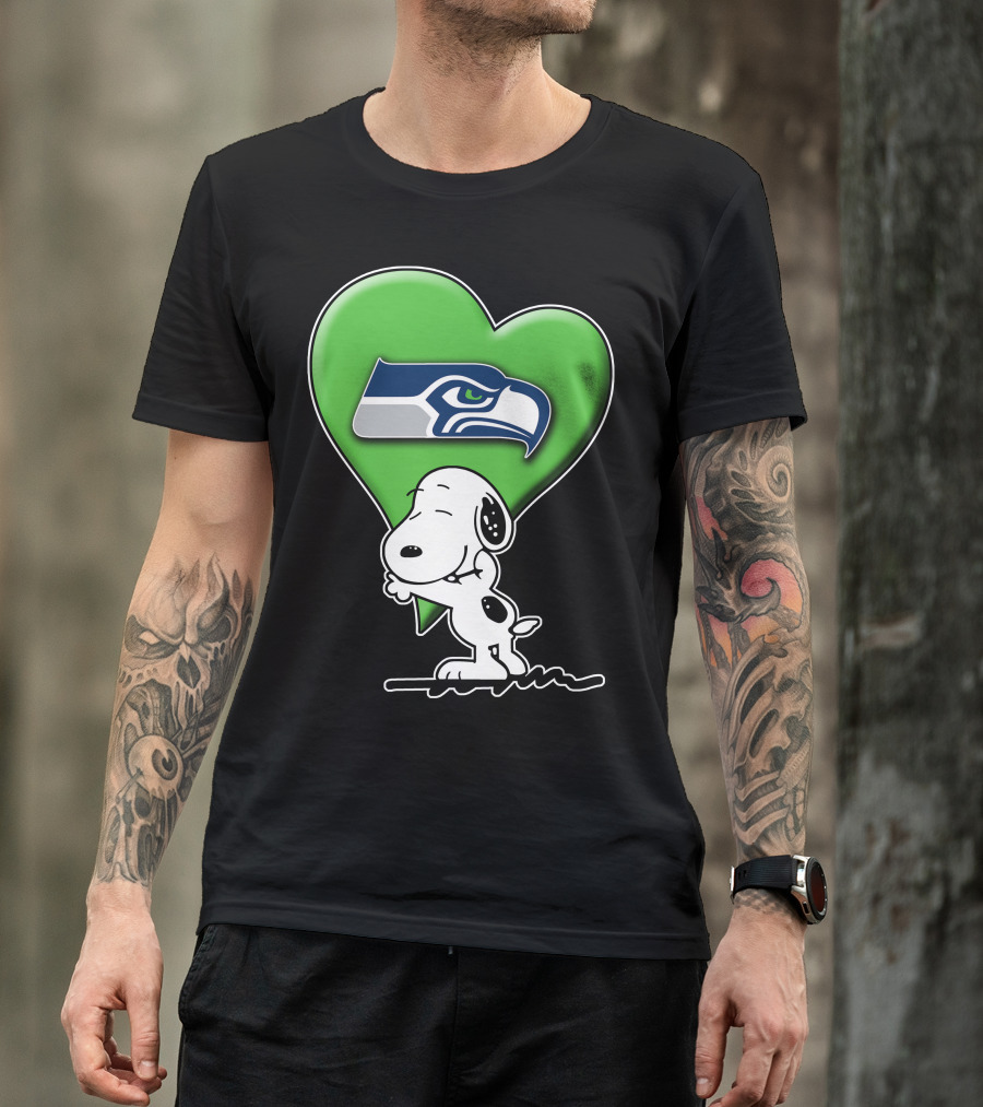 Snoopy Heart Seattle Seahawks Fan T-Shirt