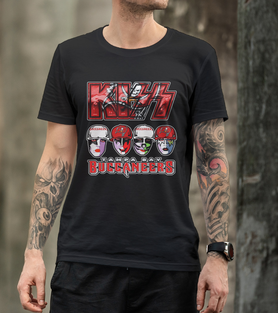 KISS Tampa Bay Buccaneers Football Fans Face Paint T-Shirt