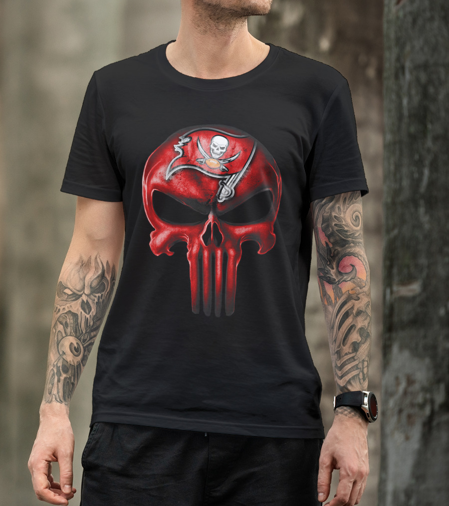 Skull V3 Tampa Bay Buccaneers Pirate Skull T-Shirt