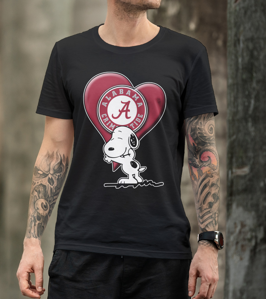 Snoopy Hugging Alabama Crimson Tide Heart T-Shirt