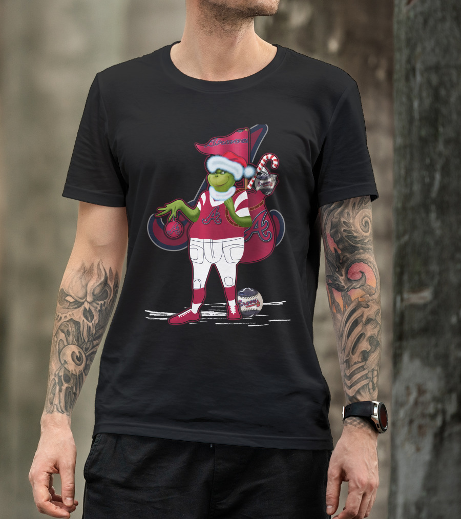 Grinchxmas Atlanta Braves Santa Holding Baseball Candy Cane T-Shirt