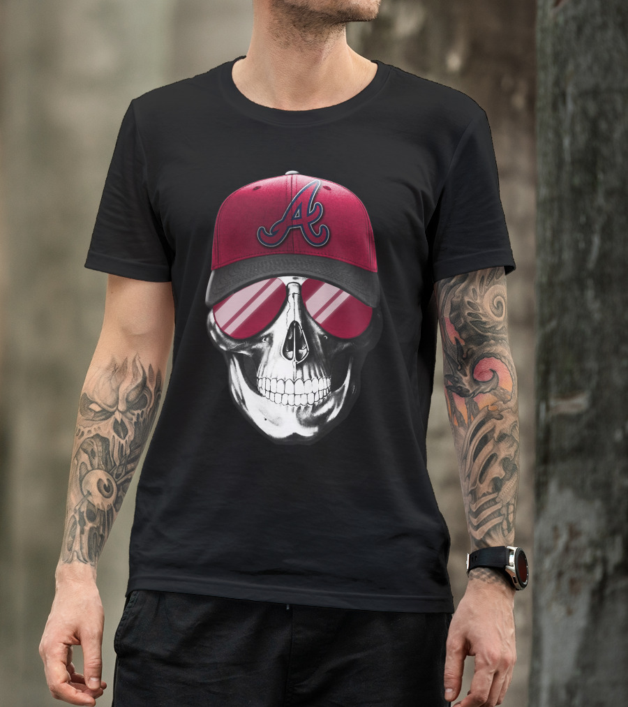 Skull V7 Atlanta Braves Hat And Sunglasses T-Shirt