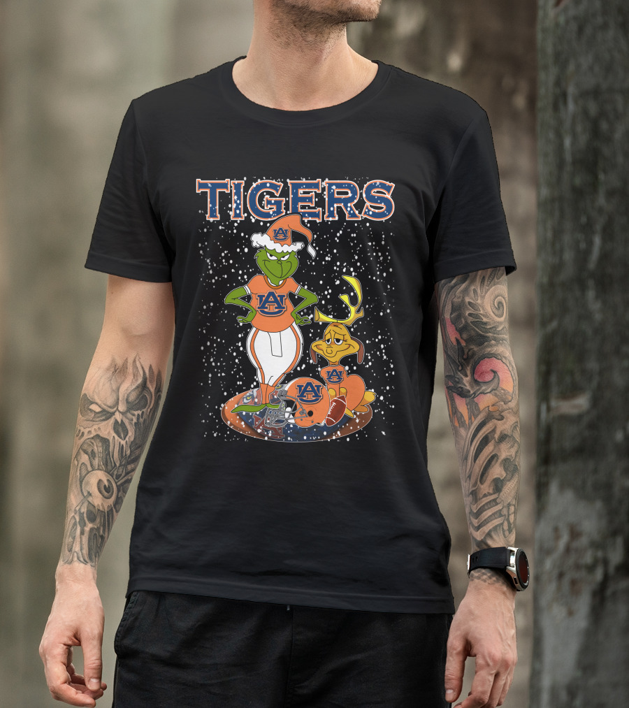 Grinch Auburn Tigers Christmas Santa Hat Snowy Football T-Shirt