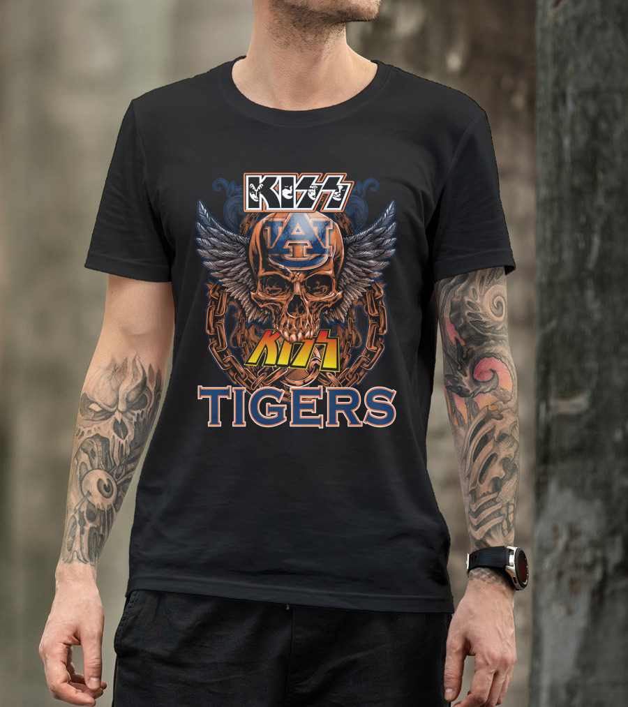 Kiss Auburn Tigers Skull With Chains And Wings T-Shirt