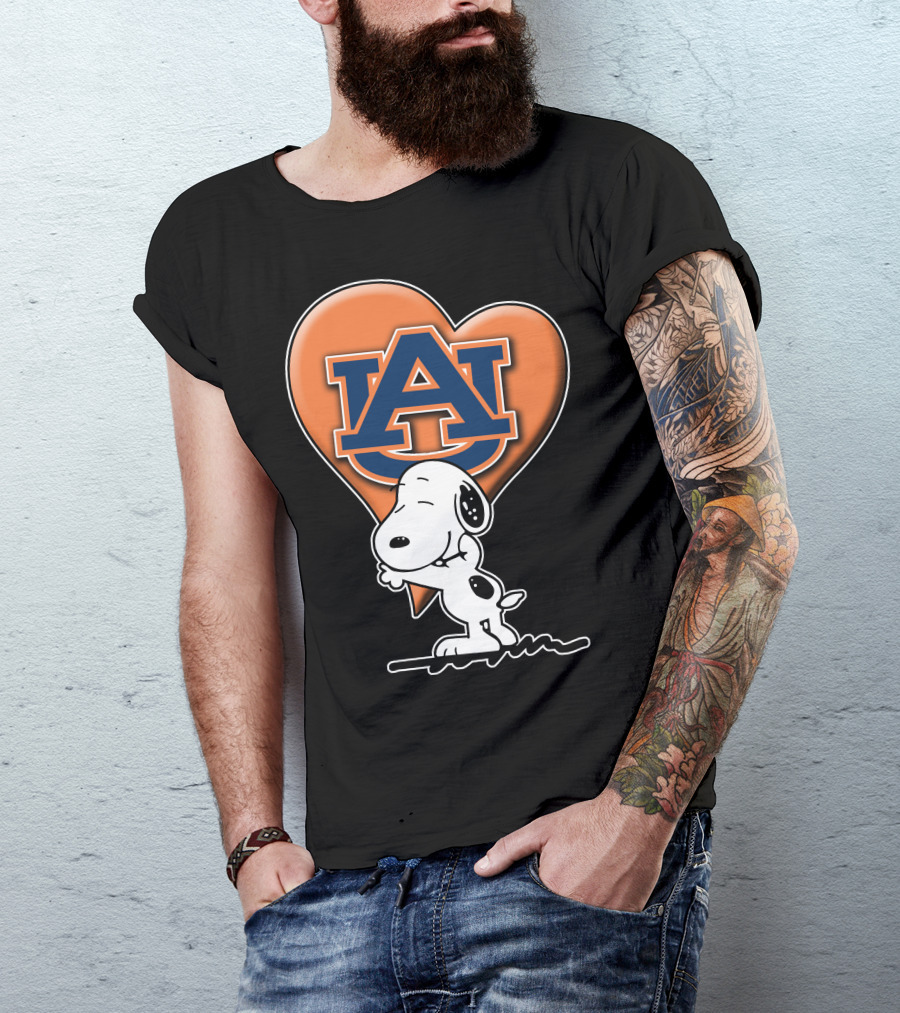 Snoopy Hugging Auburn Tigers Heart T-Shirt