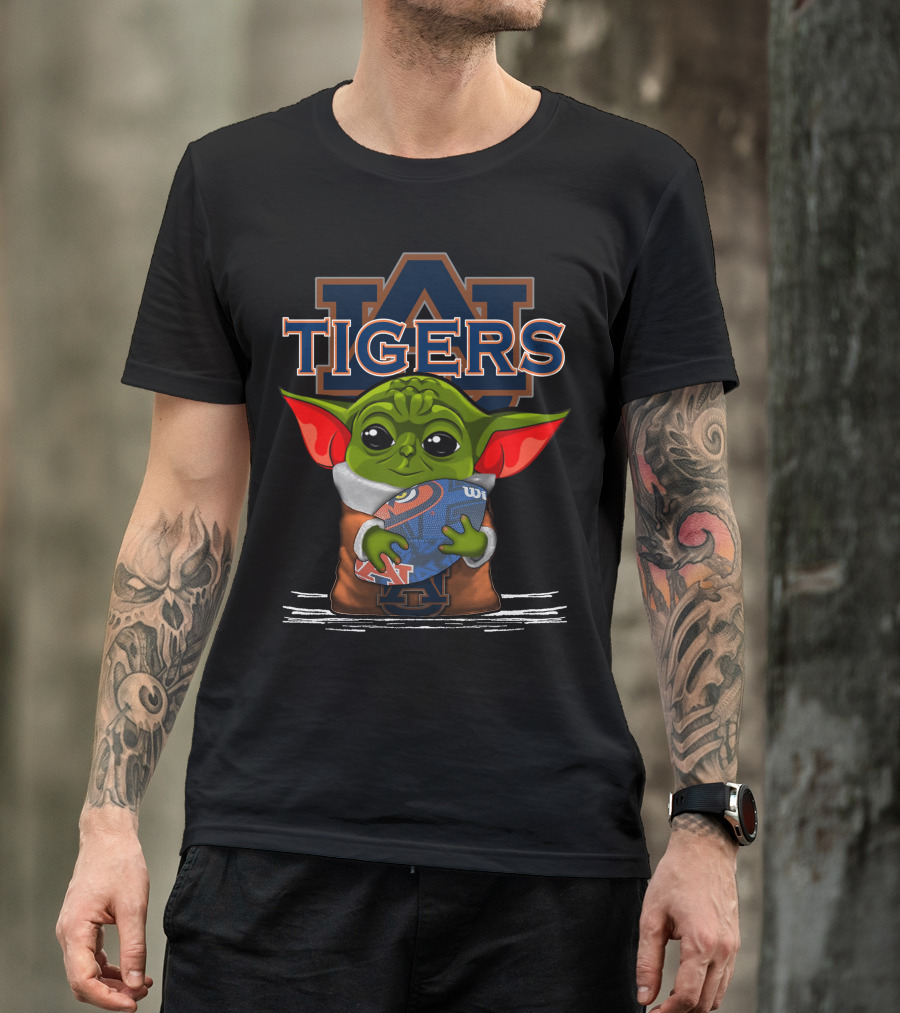 Yoda Auburn Tigers Football Fan Alien Creature With Auburn Logo And Football T-Shirt